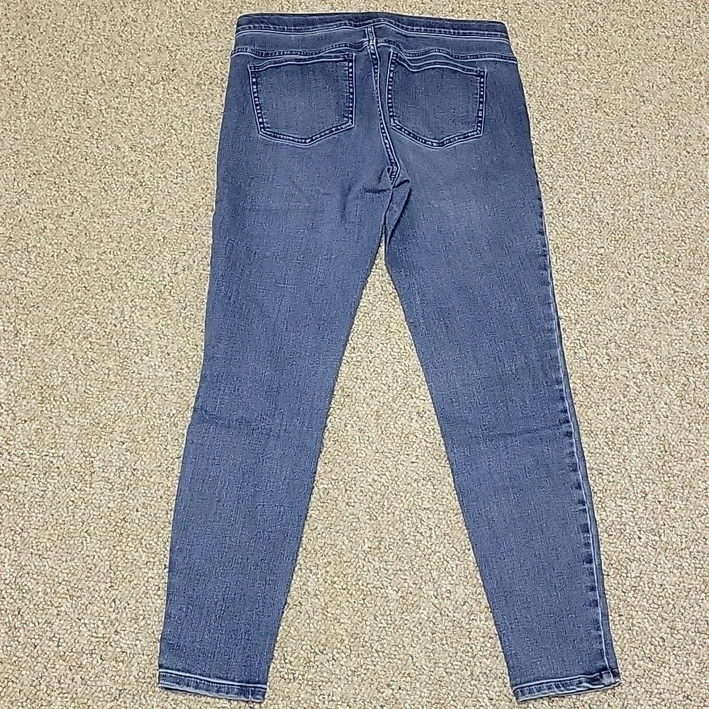 J. Jill Women's 5 Pocket Legging Jeans in Classic Blue Sz 6. Stretch Grandma
